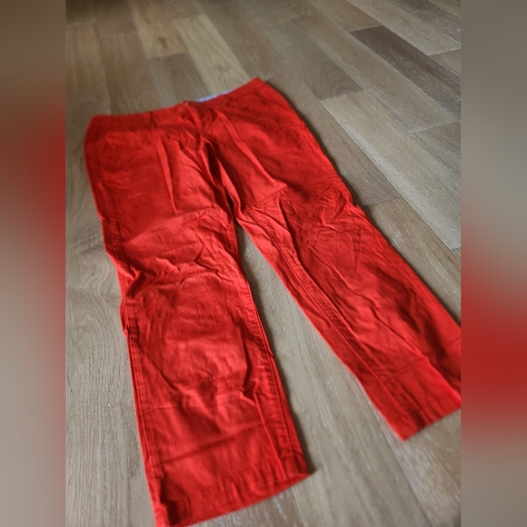 JC PENNEY | NWOT bright cropped pants - Picture 3 of 6